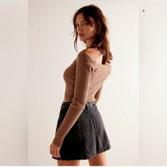 We the Free Midnight Sun Mid Rise Skort - Picture 2 of 6